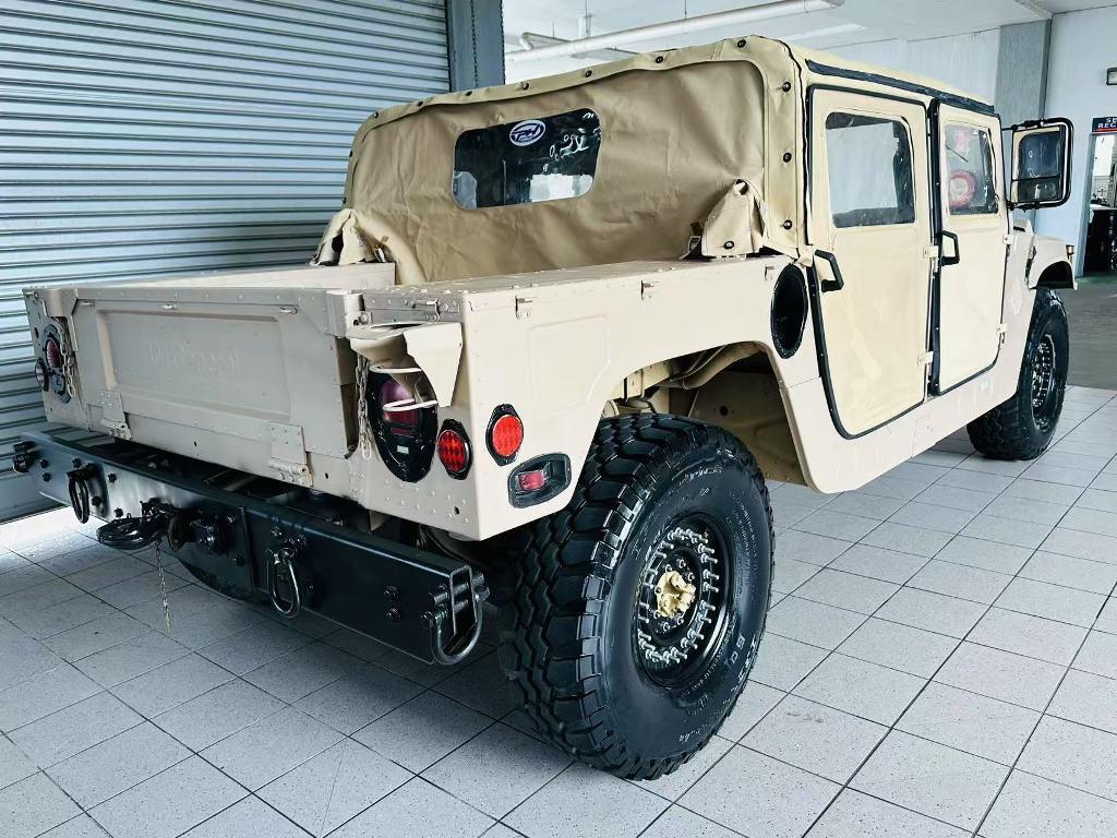 1989 AM GENERAL HMMWV M1097R1 AUTO 4X4 MILITARY VEHICLE