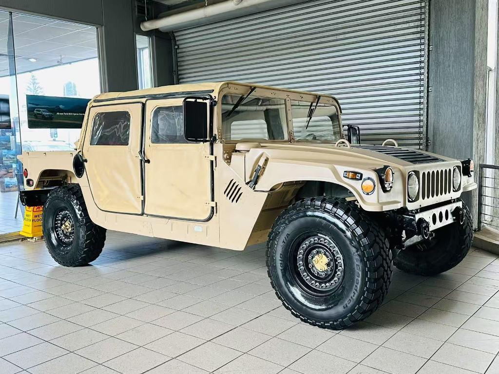 1989 AM GENERAL HMMWV M1097R1 AUTO 4X4 MILITARY VEHICLE
