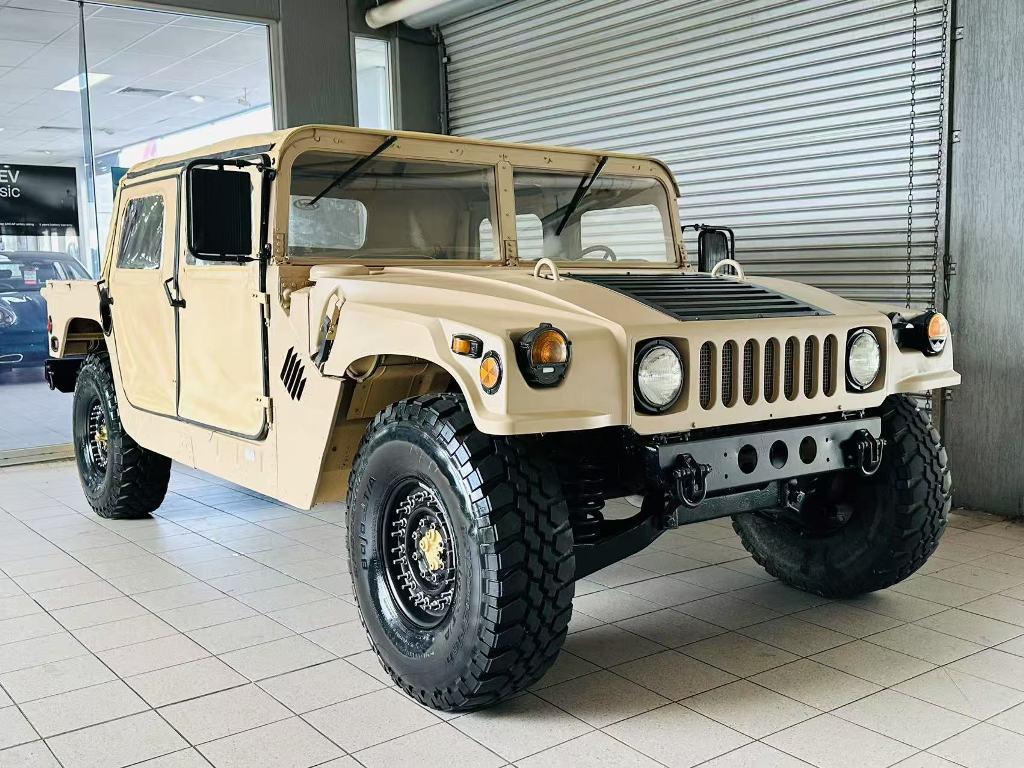 1989 AM GENERAL HMMWV M1097R1 AUTO 4X4 MILITARY VEHICLE