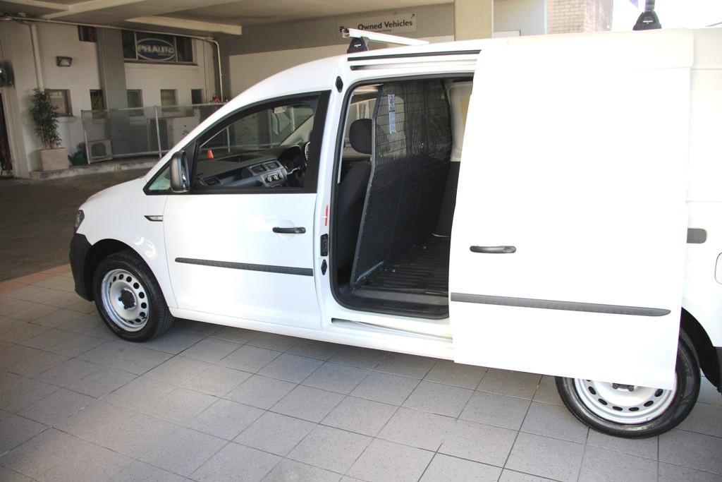 2015 VOLKSWAGEN CADDY 2K MAXI COMFORTLINE TSI220 AUTO MY16 VAN