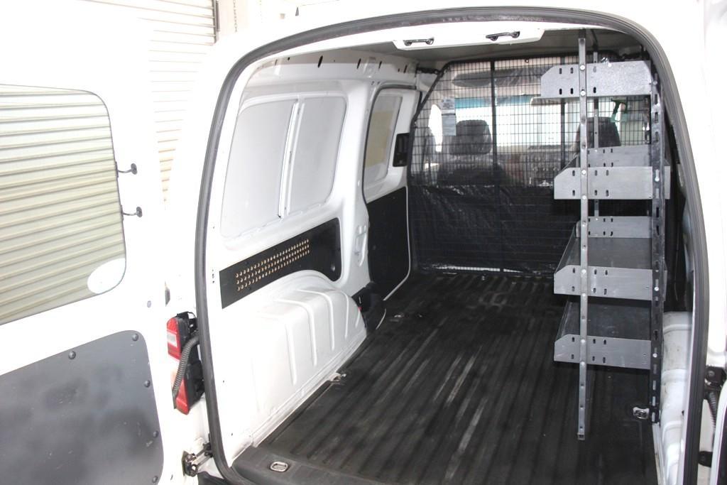 2015 VOLKSWAGEN CADDY 2K MAXI COMFORTLINE TSI220 AUTO MY16 VAN