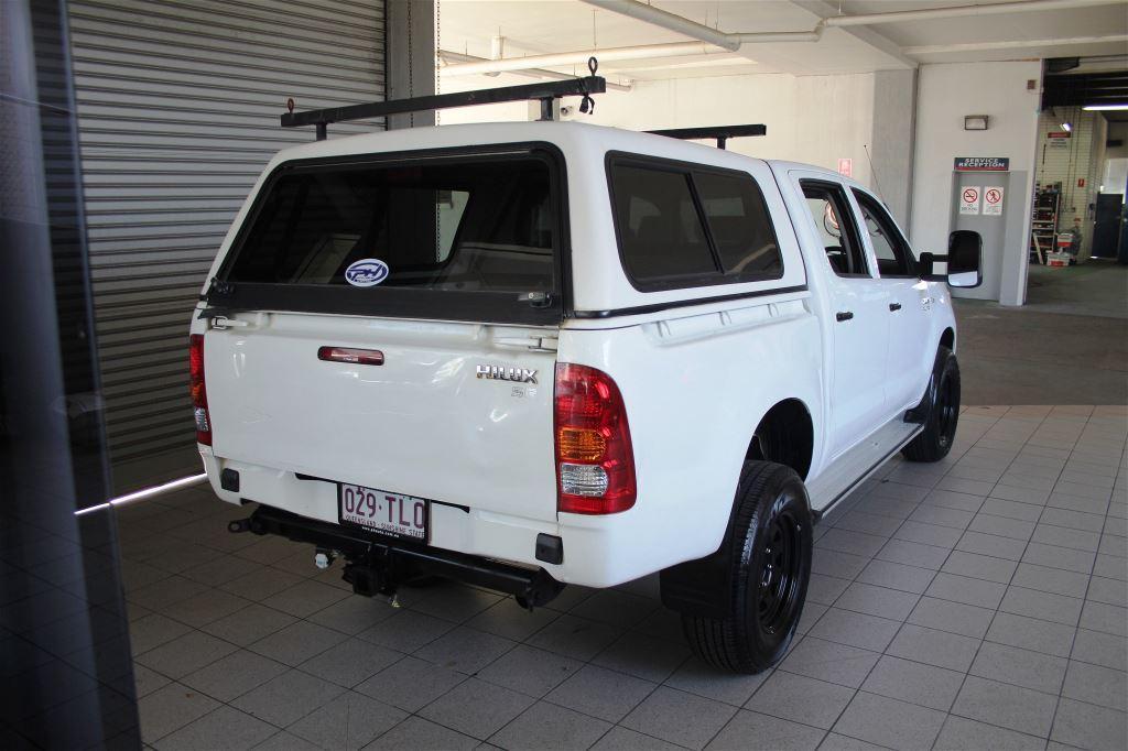 2006 TOYOTA HILUX SR AUTO 4X4 MY05 DUAL CAB UTILITY