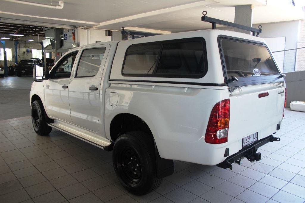2006 TOYOTA HILUX SR AUTO 4X4 MY05 DUAL CAB UTILITY