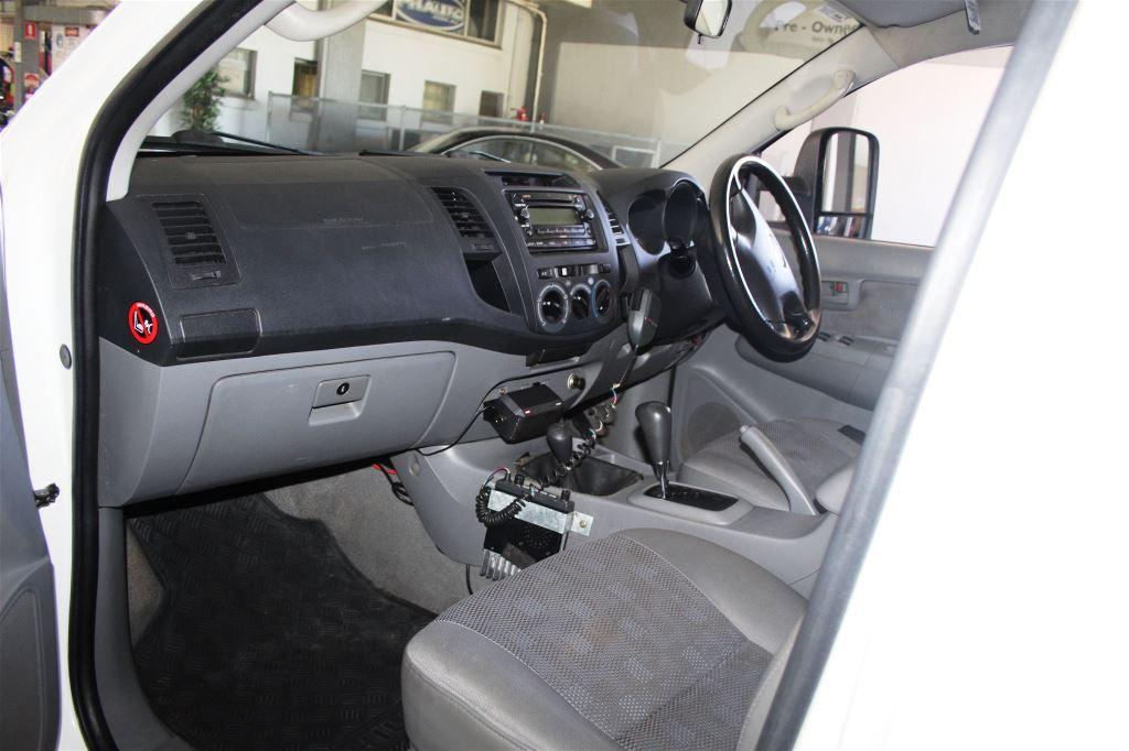 2006 TOYOTA HILUX SR AUTO 4X4 MY05 DUAL CAB UTILITY