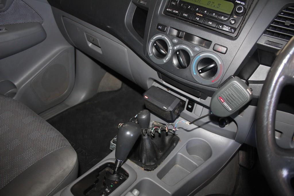 2006 TOYOTA HILUX SR AUTO 4X4 MY05 DUAL CAB UTILITY