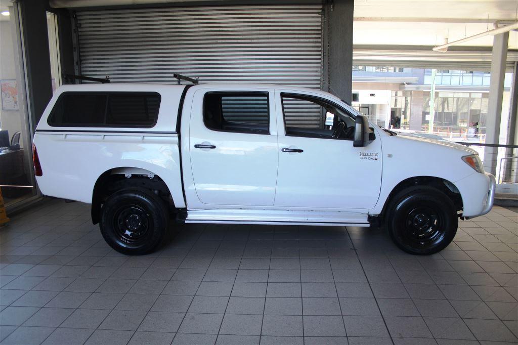 2006 TOYOTA HILUX SR AUTO 4X4 MY05 DUAL CAB UTILITY