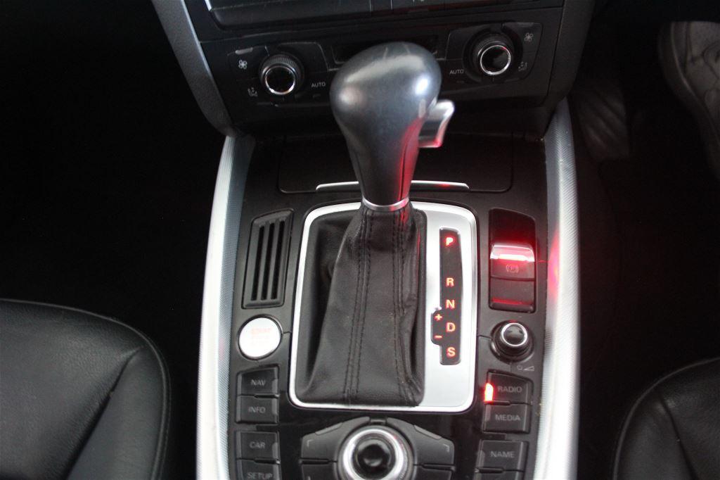 2011 AUDI Q5 8R MY12 2.0 TDI QUATTRO 7 SP AUTO DUAL CLUTCH 4D WAGON