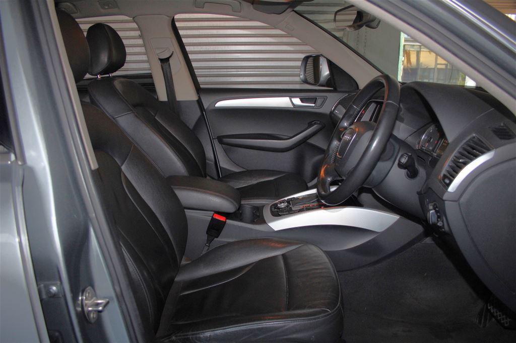 2011 AUDI Q5 8R MY12 2.0 TDI QUATTRO 7 SP AUTO DUAL CLUTCH 4D WAGON