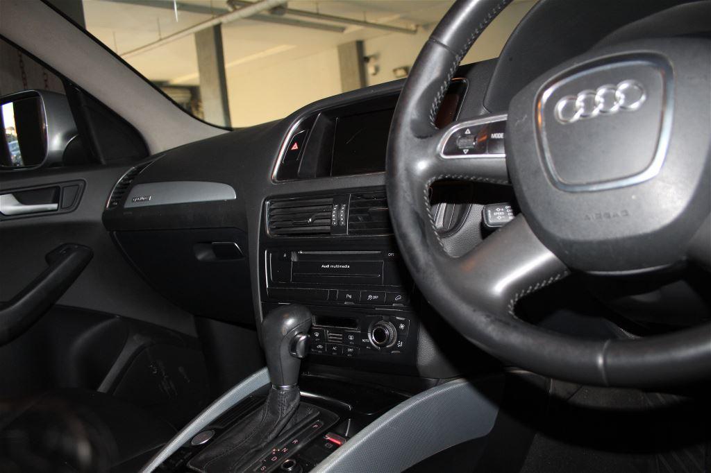 2011 AUDI Q5 8R MY12 2.0 TDI QUATTRO 7 SP AUTO DUAL CLUTCH 4D WAGON