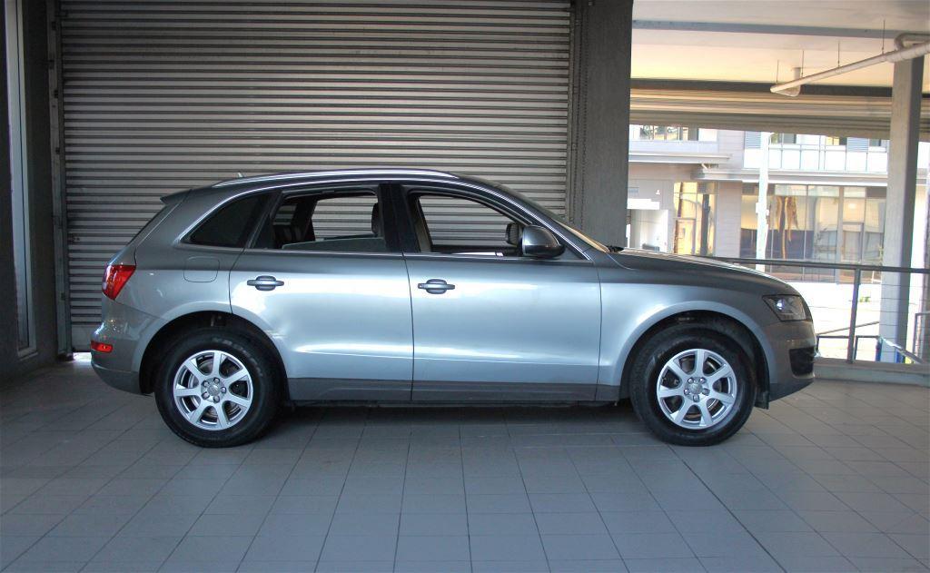 2011 AUDI Q5 8R MY12 2.0 TDI QUATTRO 7 SP AUTO DUAL CLUTCH 4D WAGON