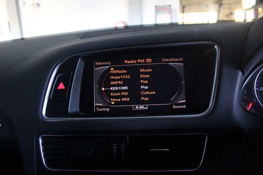 2011 AUDI Q5 8R MY12 2.0 TDI QUATTRO 7 SP AUTO DUAL CLUTCH 4D WAGON