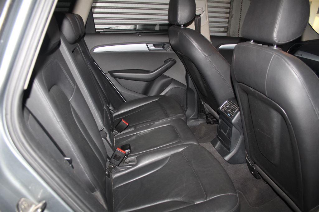 2011 AUDI Q5 8R MY12 2.0 TDI QUATTRO 7 SP AUTO DUAL CLUTCH 4D WAGON
