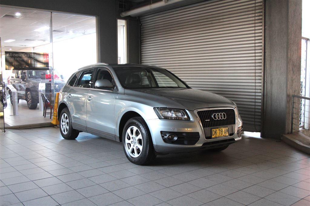 2011 AUDI Q5 8R MY12 2.0 TDI QUATTRO 7 SP AUTO DUAL CLUTCH 4D WAGON