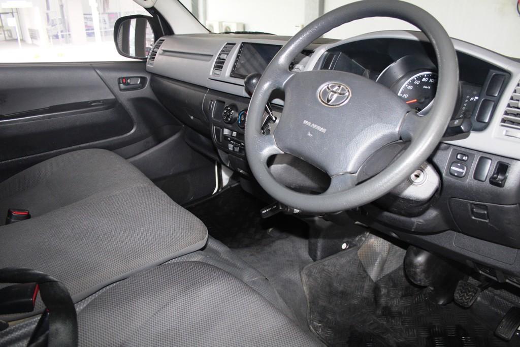 2013 TOYOTA HIACE LWB AUTO VAN