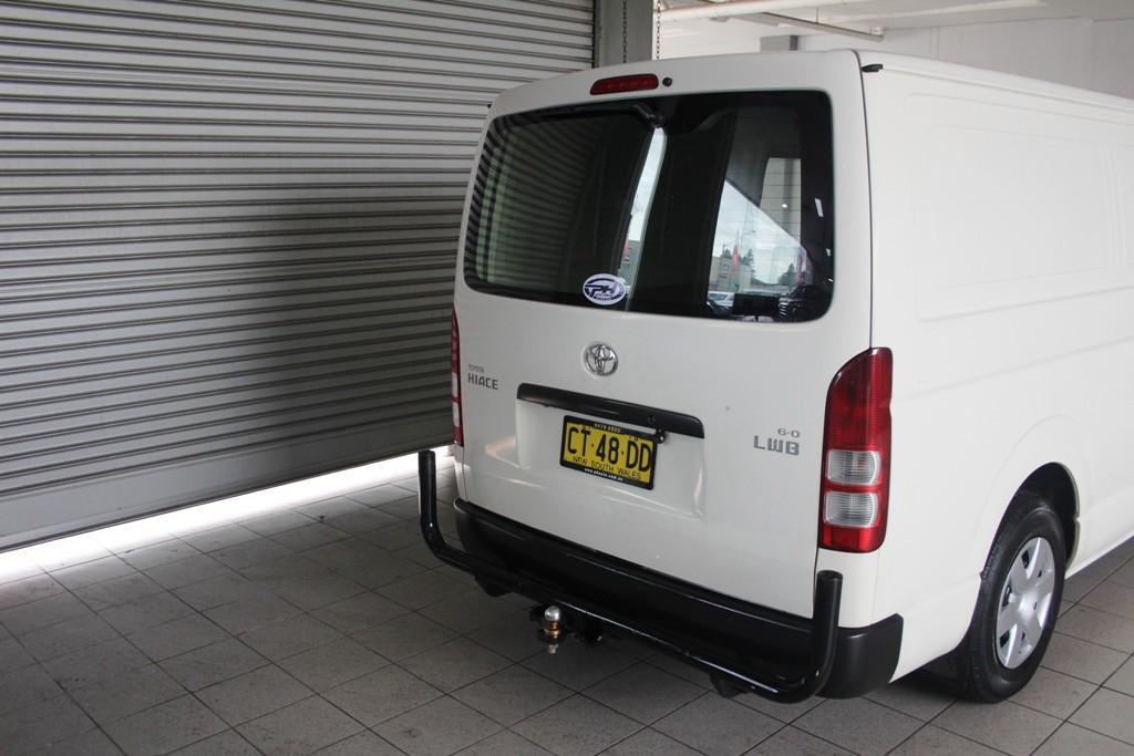 2013 TOYOTA HIACE LWB AUTO VAN