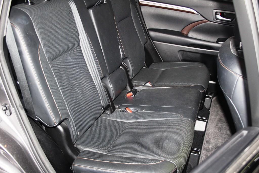 2015 TOYOTA KLUGER GRANDE AUTO AWD WAGON