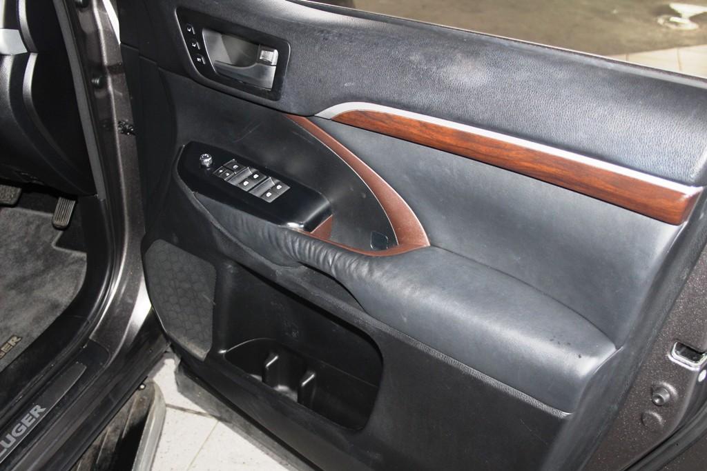 2015 TOYOTA KLUGER GRANDE AUTO AWD WAGON