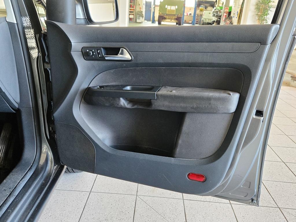 2010 VOLKSWAGEN CADDY 2K MY11 MAXI TDI250 7 SP AUTO DIRECT SHIFT 5D VAN