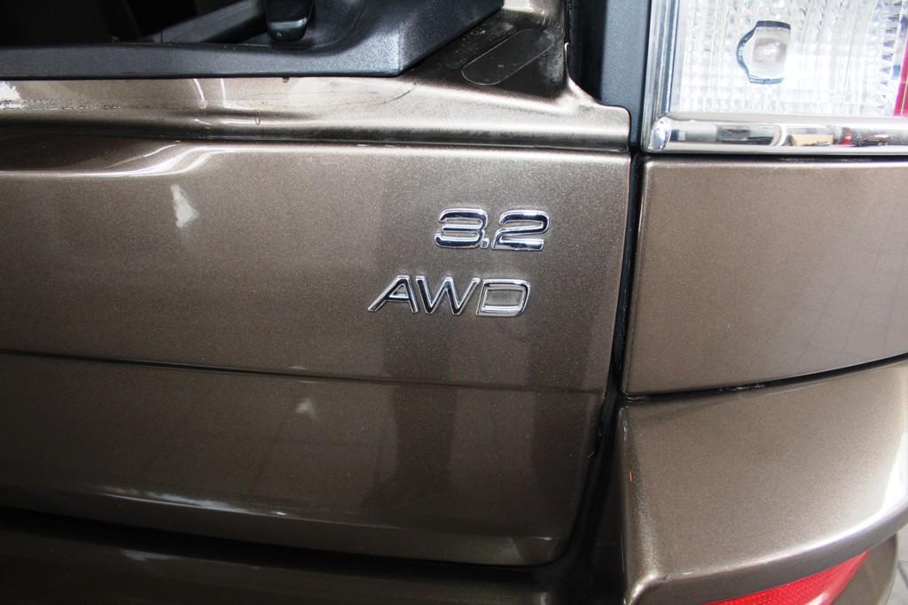 2013 VOLVO XC90 MY12 3.2 EXECUTIVE 6 SP AUTOMATIC GEARTRONIC 4D WAGON