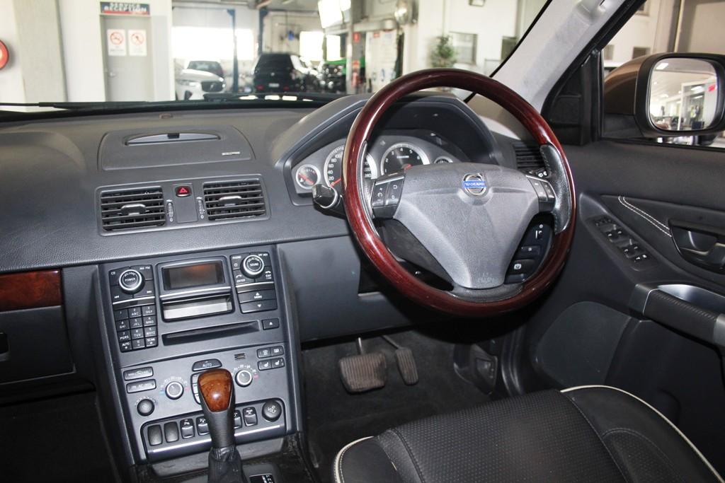 2013 VOLVO XC90 MY12 3.2 EXECUTIVE 6 SP AUTOMATIC GEARTRONIC 4D WAGON