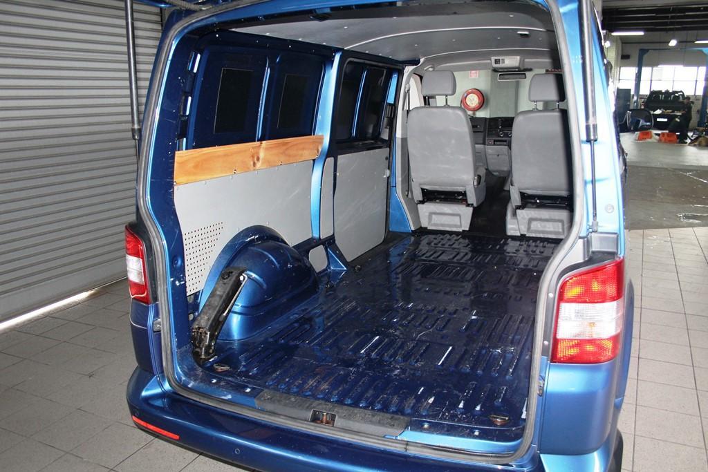2012 VOLKSWAGEN TRANSPORTER TDI400 T5 LWB AUTO MY13 VAN