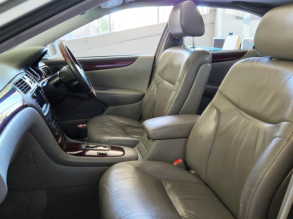 2002 LEXUS ES300 V6 AUTOMATIC SEDAN