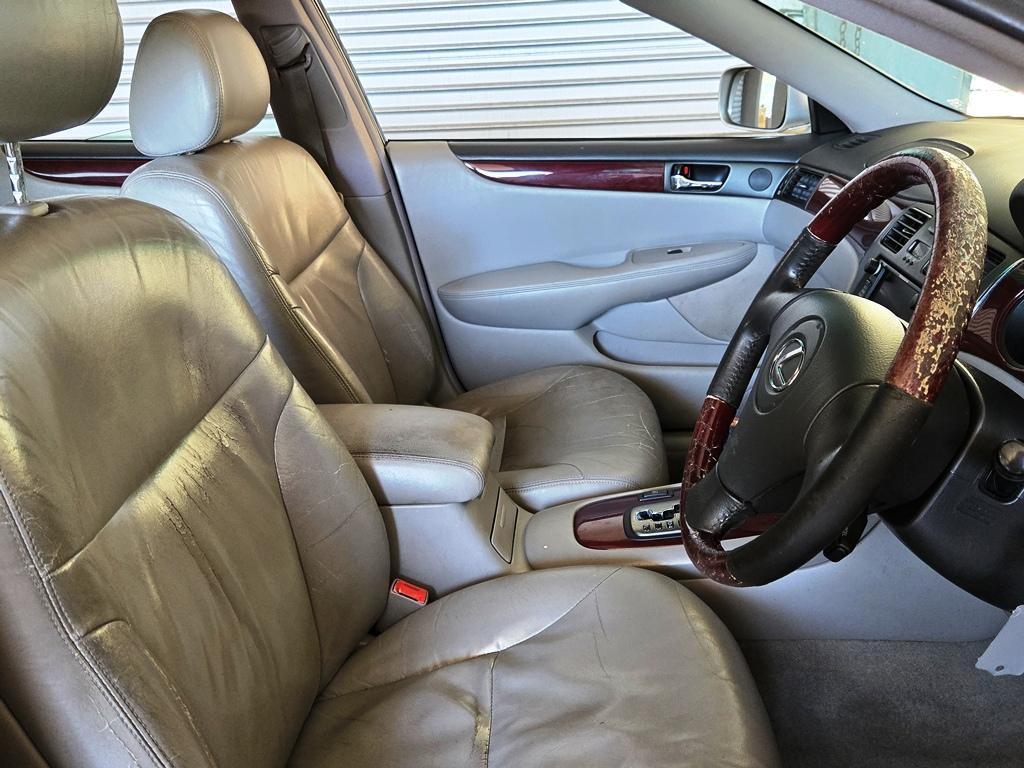 2002 LEXUS ES300 V6 AUTOMATIC SEDAN