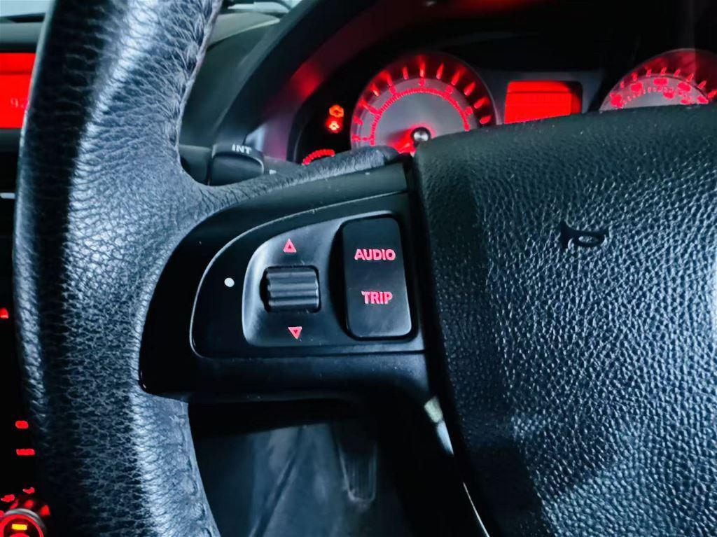 2008 HOLDEN COMMODORE SV6 VE MANUAL SEDAN