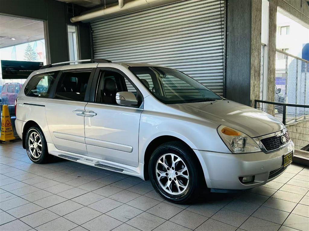 2013 KIA GRAND CARNIVAL SLI AUTO MY14 WAGON 