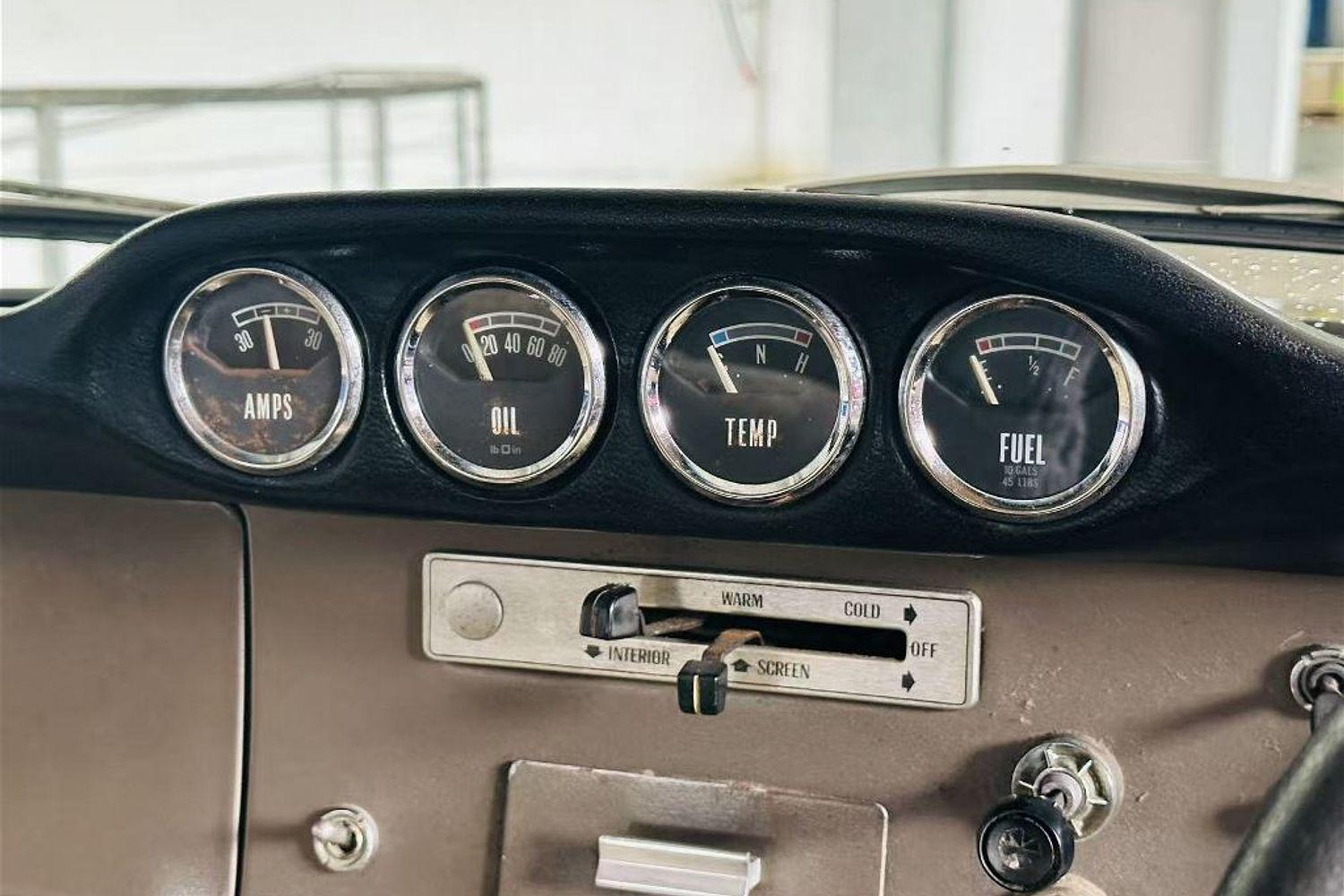 1968 FORD CORTINA 440 MK II MANUAL SEDAN