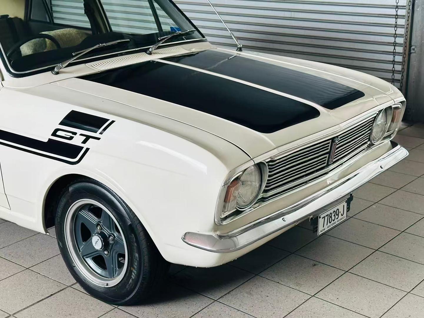 1968 FORD CORTINA 440 MK II MANUAL SEDAN