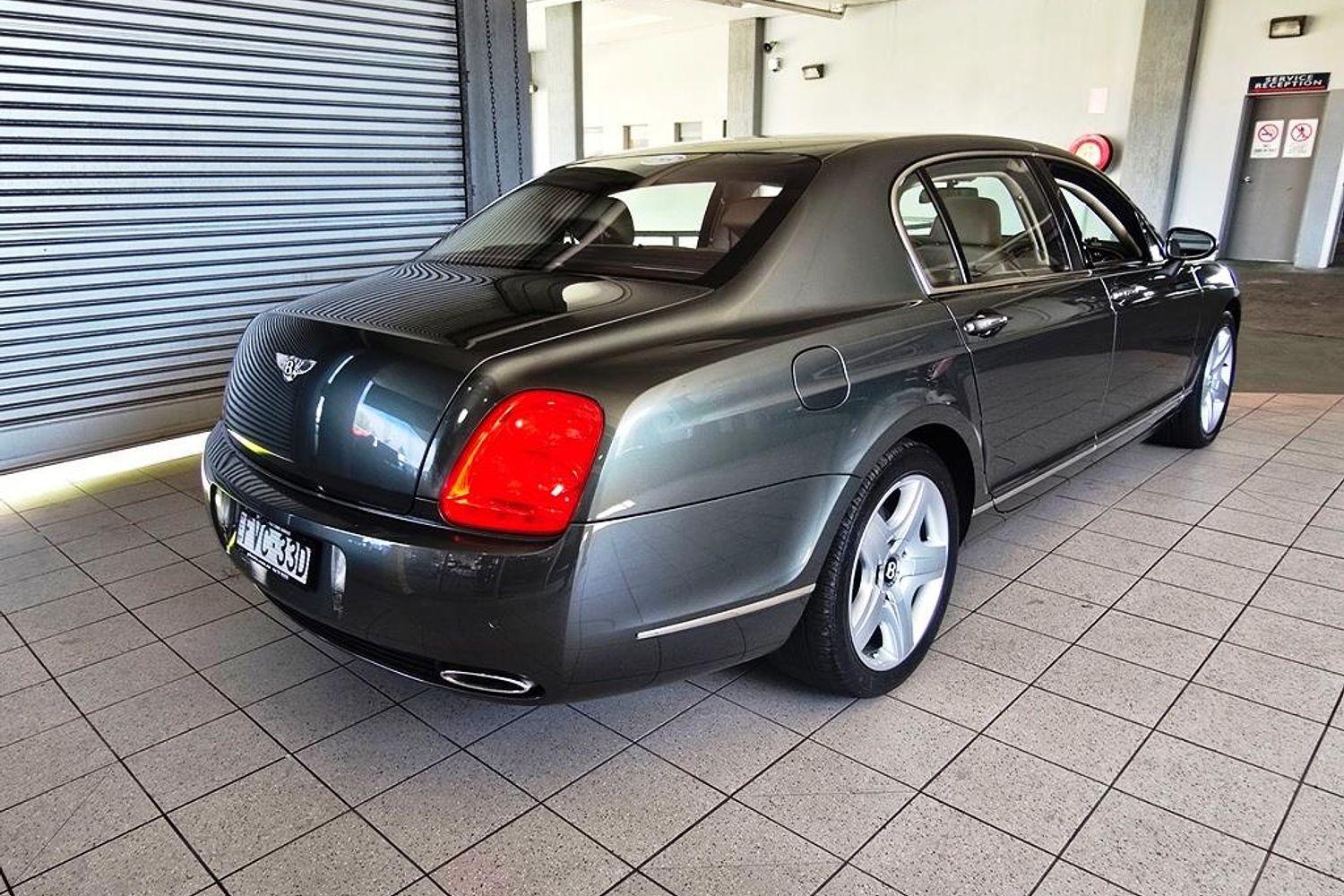 2005 BENTLEY CONTINENTAL FLYING SPUR AUTO 4WD SEDAN