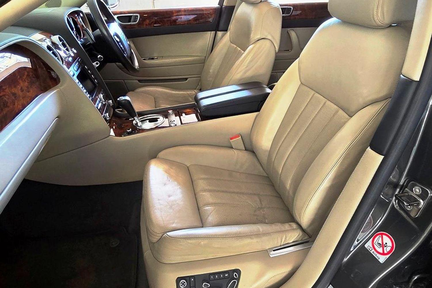 2005 BENTLEY CONTINENTAL FLYING SPUR AUTO 4WD SEDAN