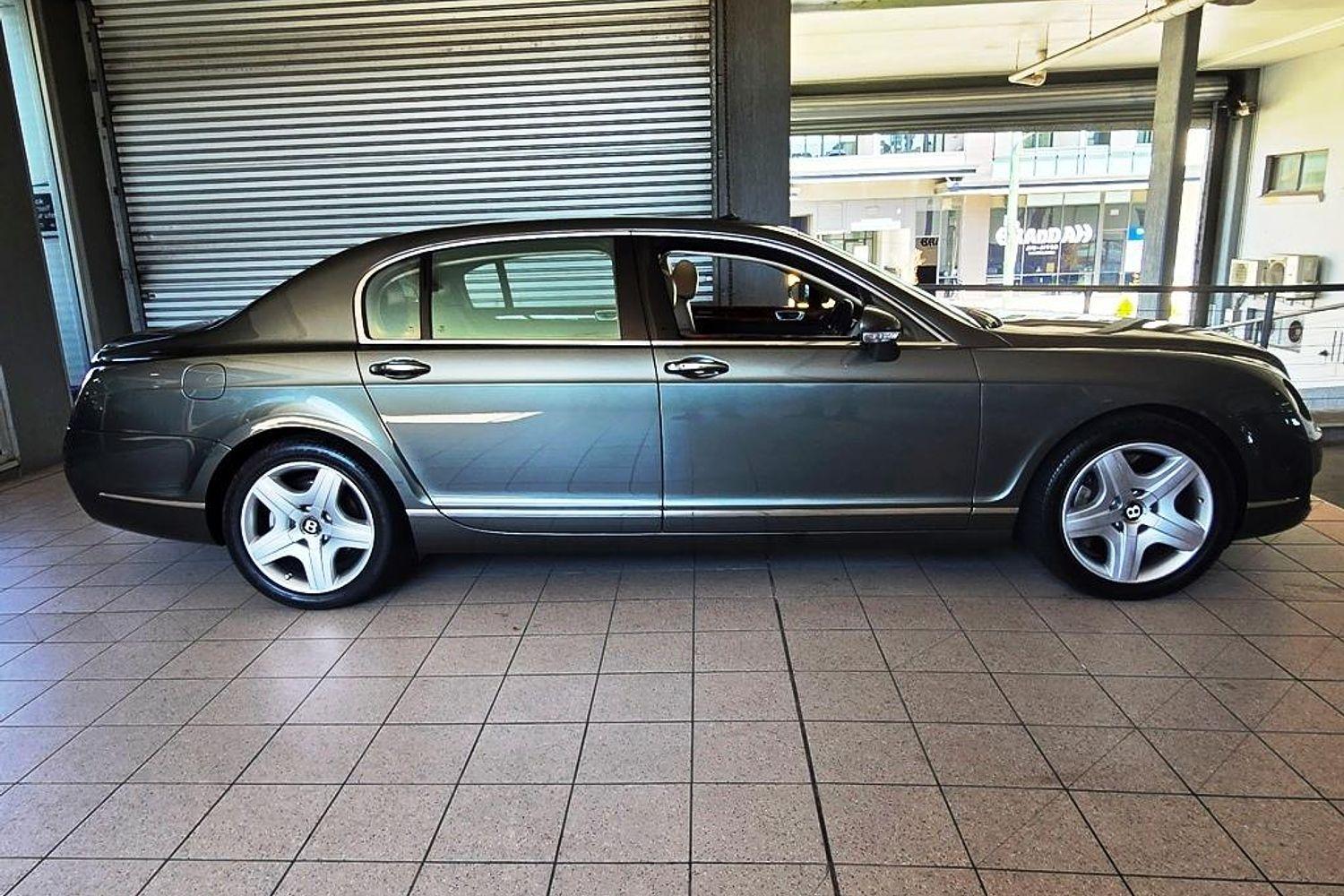 2005 BENTLEY CONTINENTAL FLYING SPUR AUTO 4WD SEDAN