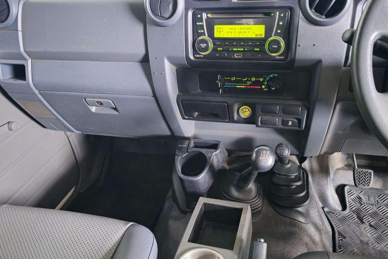 2017 TOYOTA LANDCRUISER WORKMATE MANUAL 4X4 UTILITY