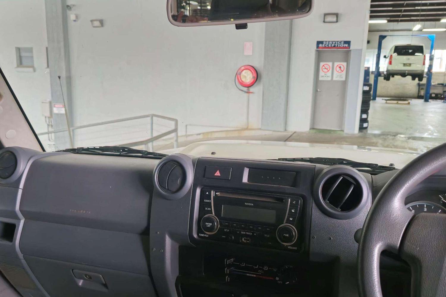 2017 TOYOTA LANDCRUISER WORKMATE MANUAL 4X4 UTILITY