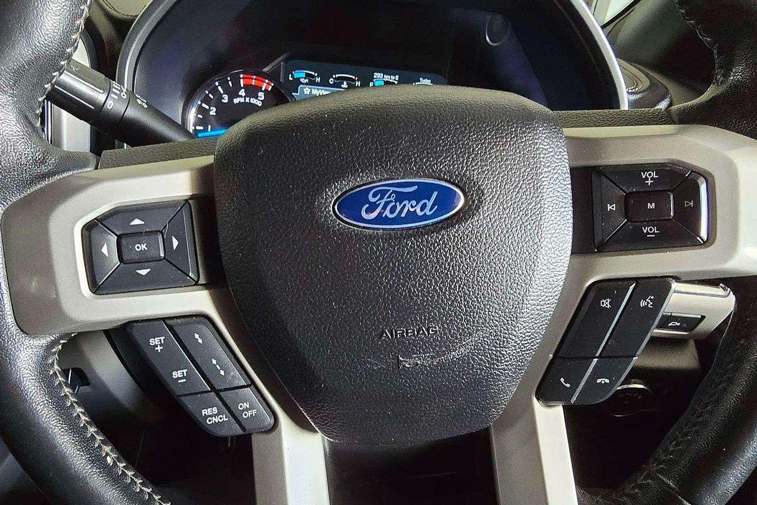 2017 FORD F350 FX4 PLATINUM SUPER DUTY 4X4 AUTOMATIC DUAL CAB UTILITY