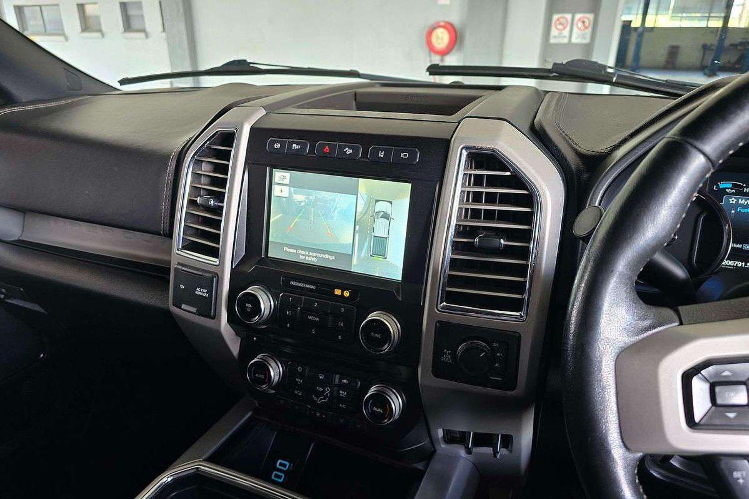 2017 FORD F350 FX4 PLATINUM SUPER DUTY 4X4 AUTOMATIC DUAL CAB UTILITY