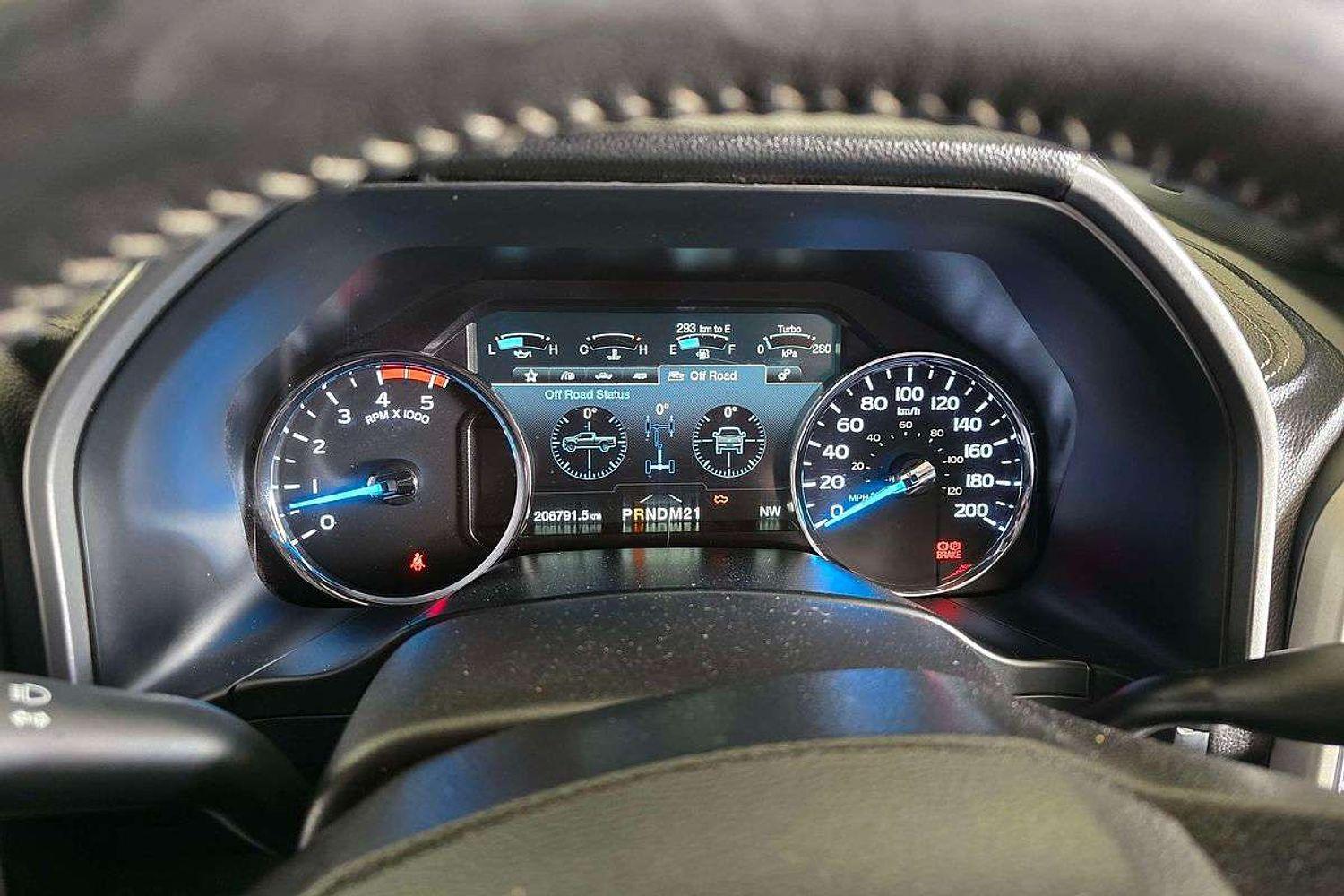2017 FORD F350 FX4 PLATINUM SUPER DUTY 4X4 AUTOMATIC DUAL CAB UTILITY