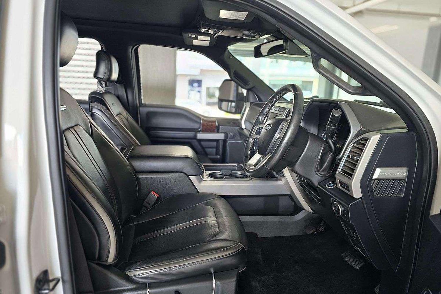 2017 FORD F350 FX4 PLATINUM SUPER DUTY 4X4 AUTOMATIC DUAL CAB UTILITY