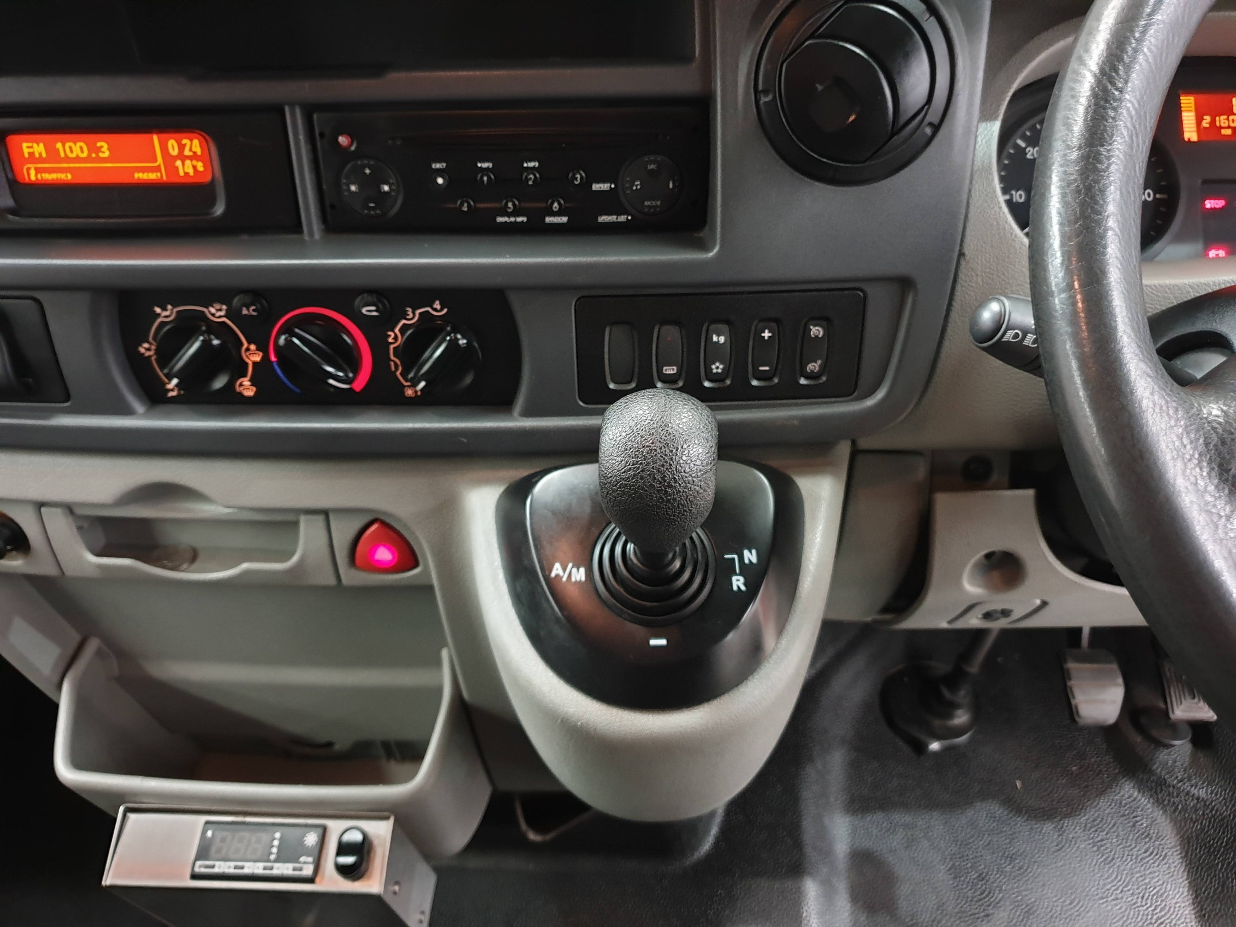 2009 RENAULT MASTER AUTOMATIC VAN