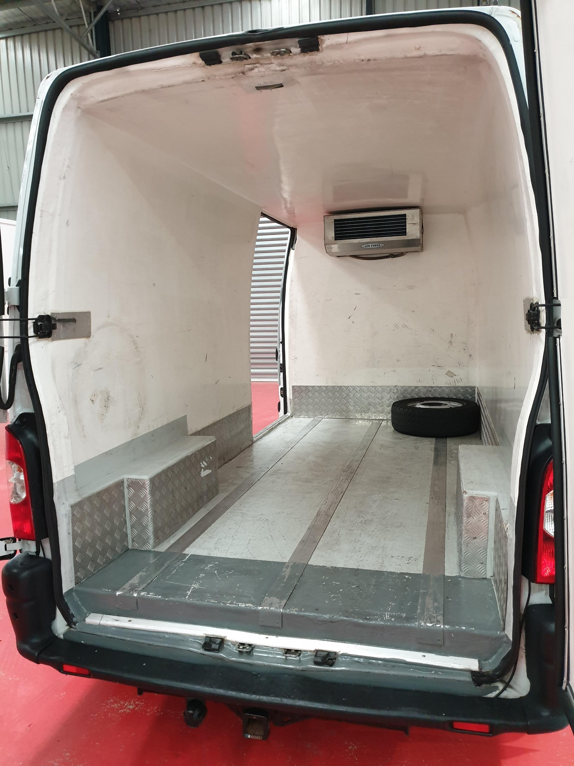 2009 RENAULT MASTER AUTOMATIC VAN