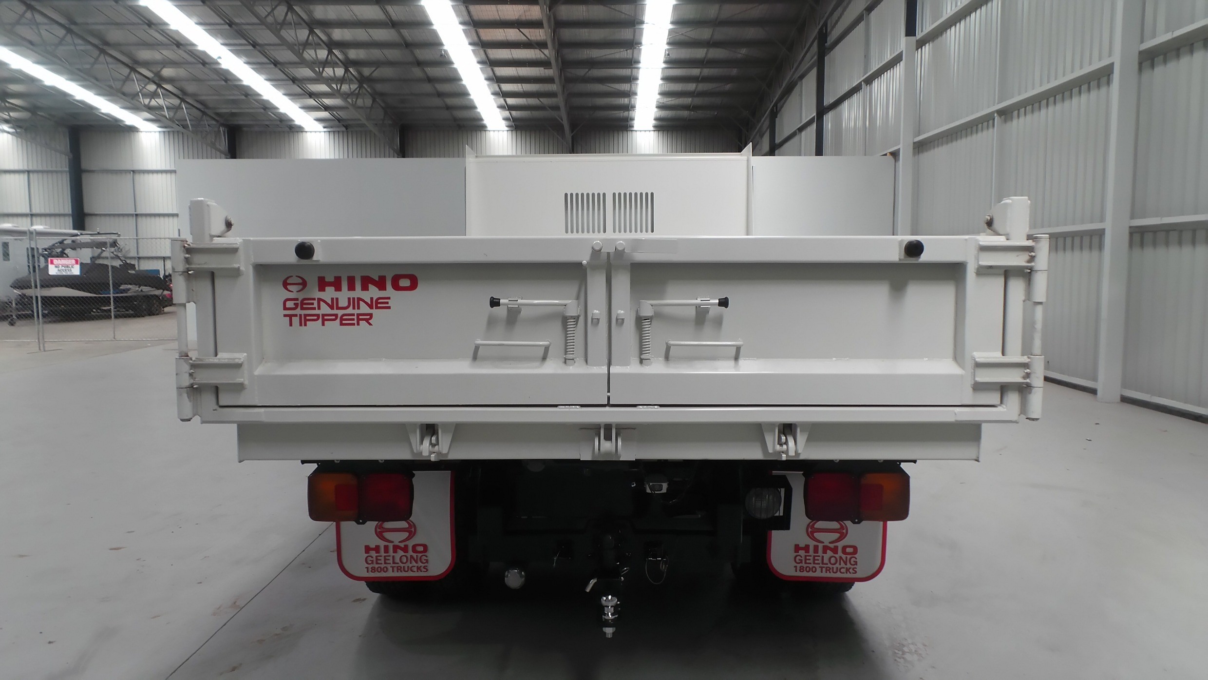 2018 HINO FC 1022-500 SERIES TRUCK MANUAL TIPPER