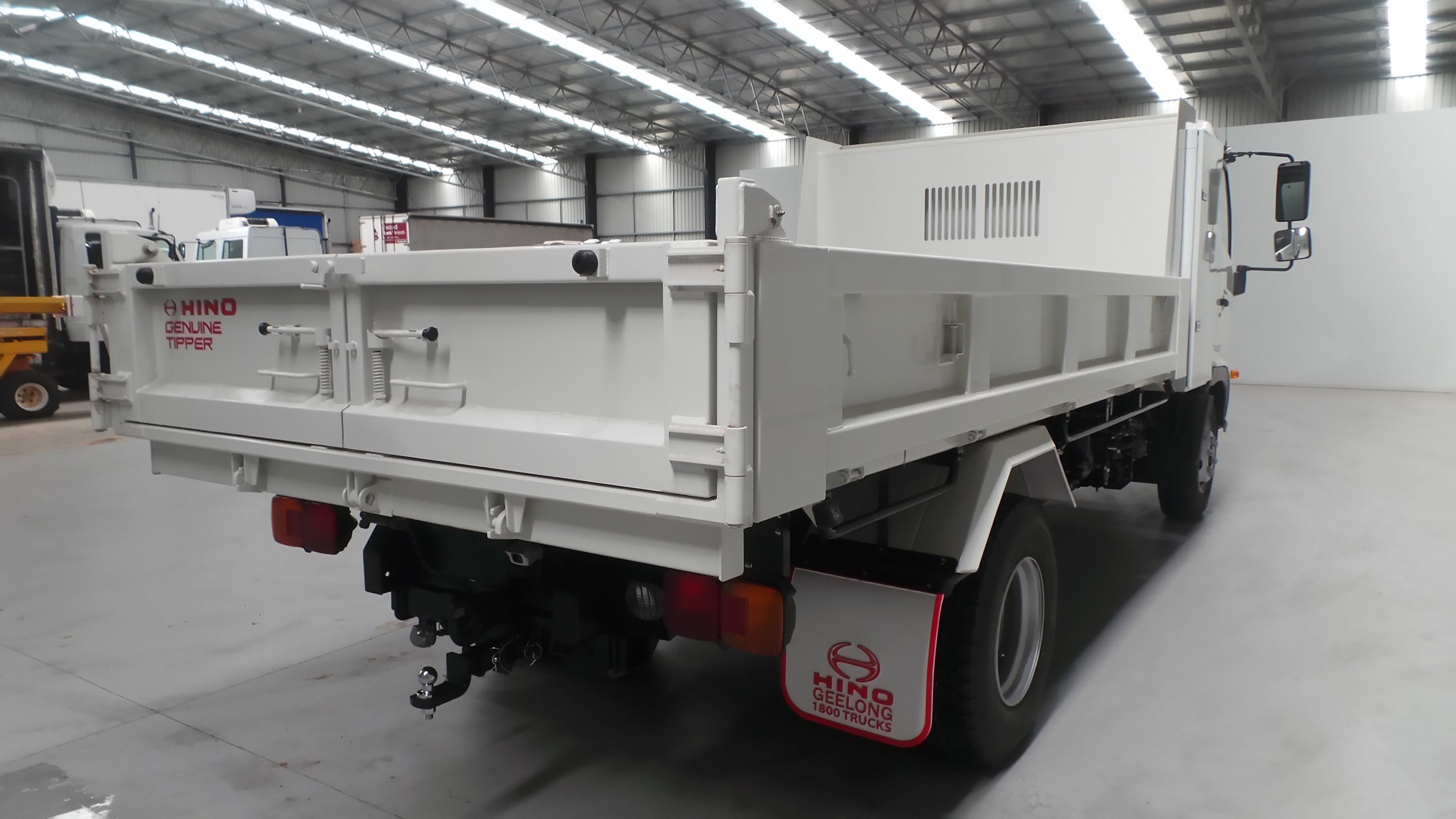 2018 HINO FC 1022-500 SERIES TRUCK MANUAL TIPPER
