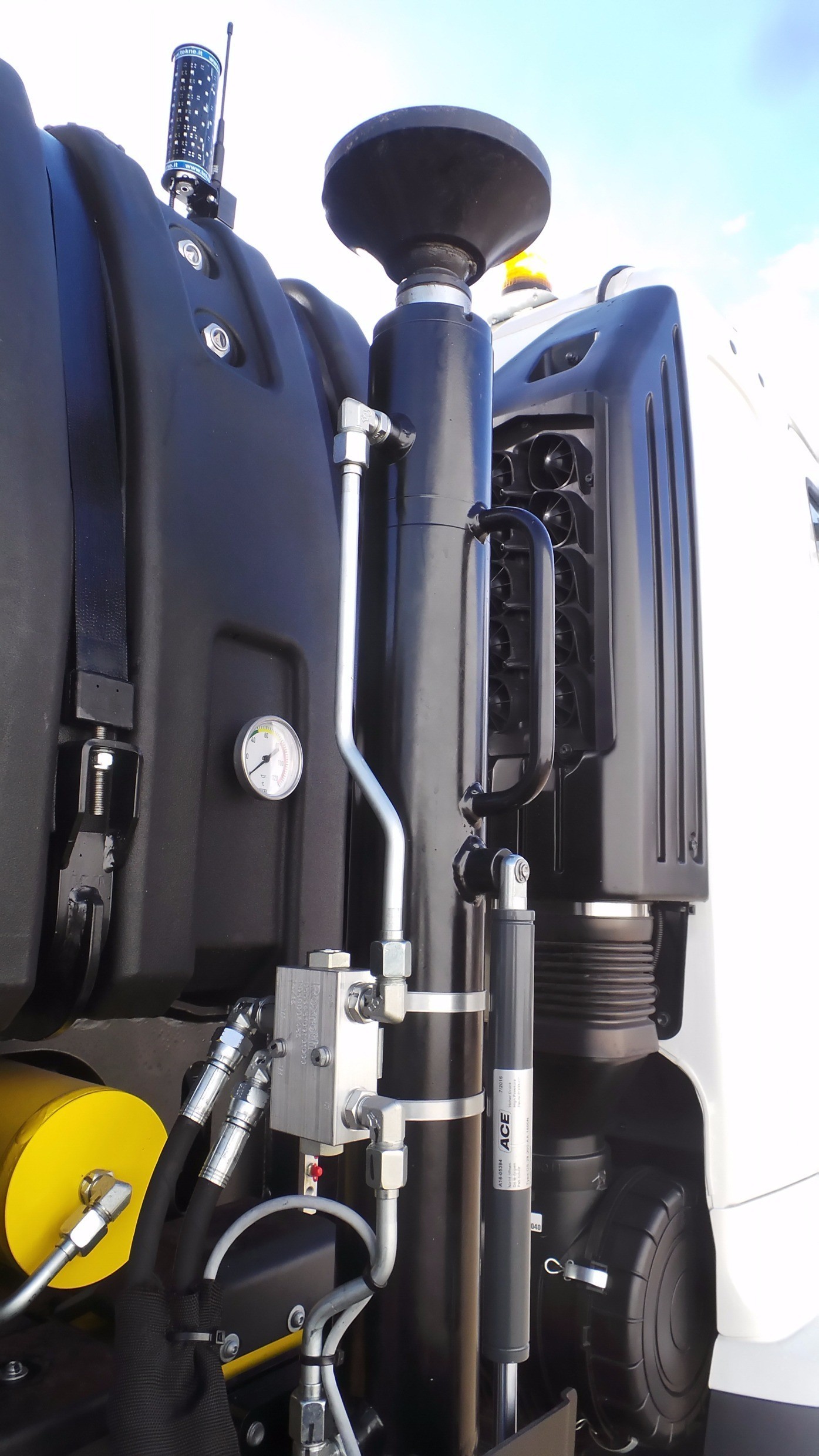 2018 HINO FM 2628-500 SERIES CRANE TRUCK