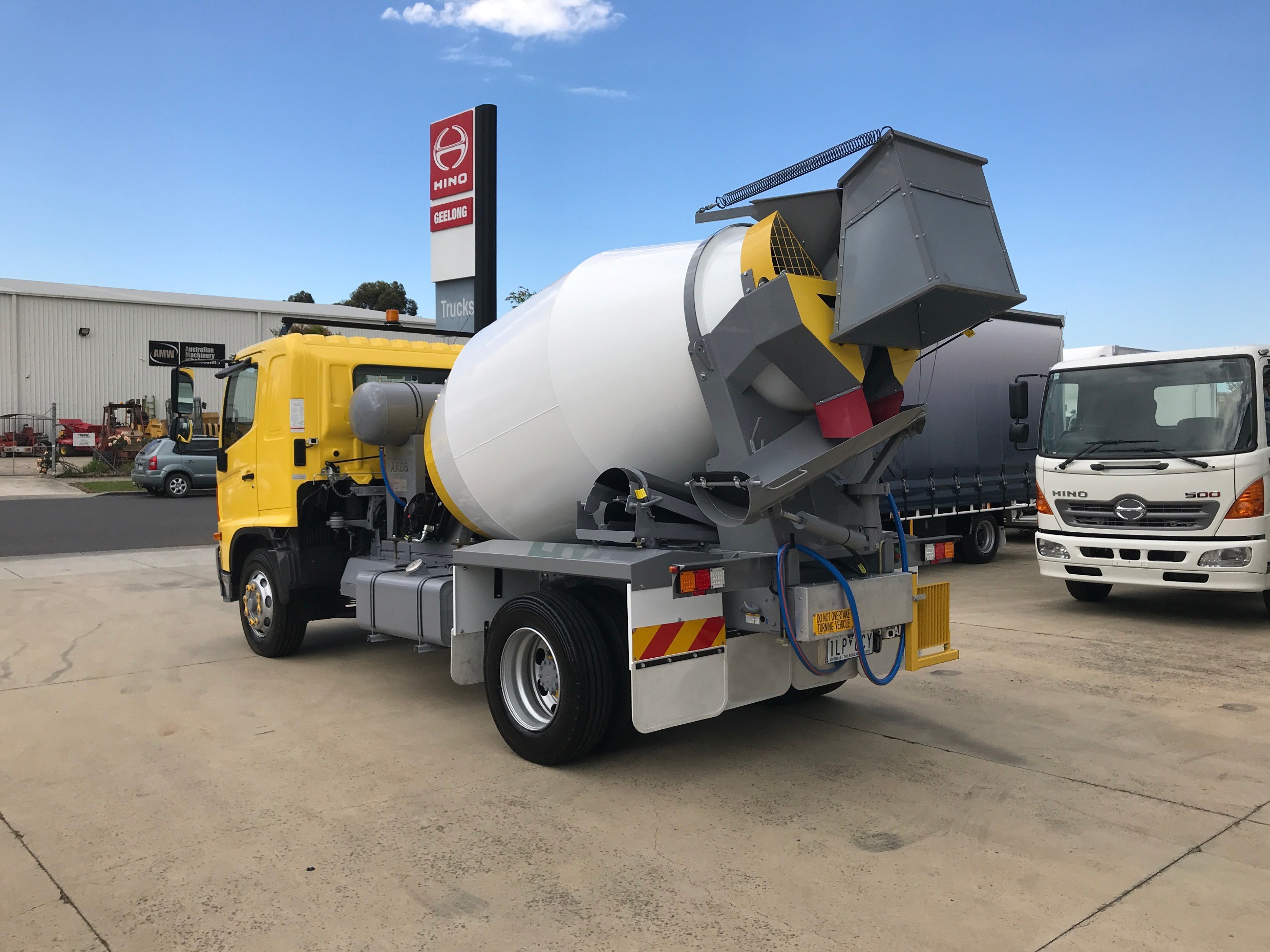 2018 HINO FE 1426-500 SERIES TRUCK AUTOMATIC CONCRETE AGITATOR