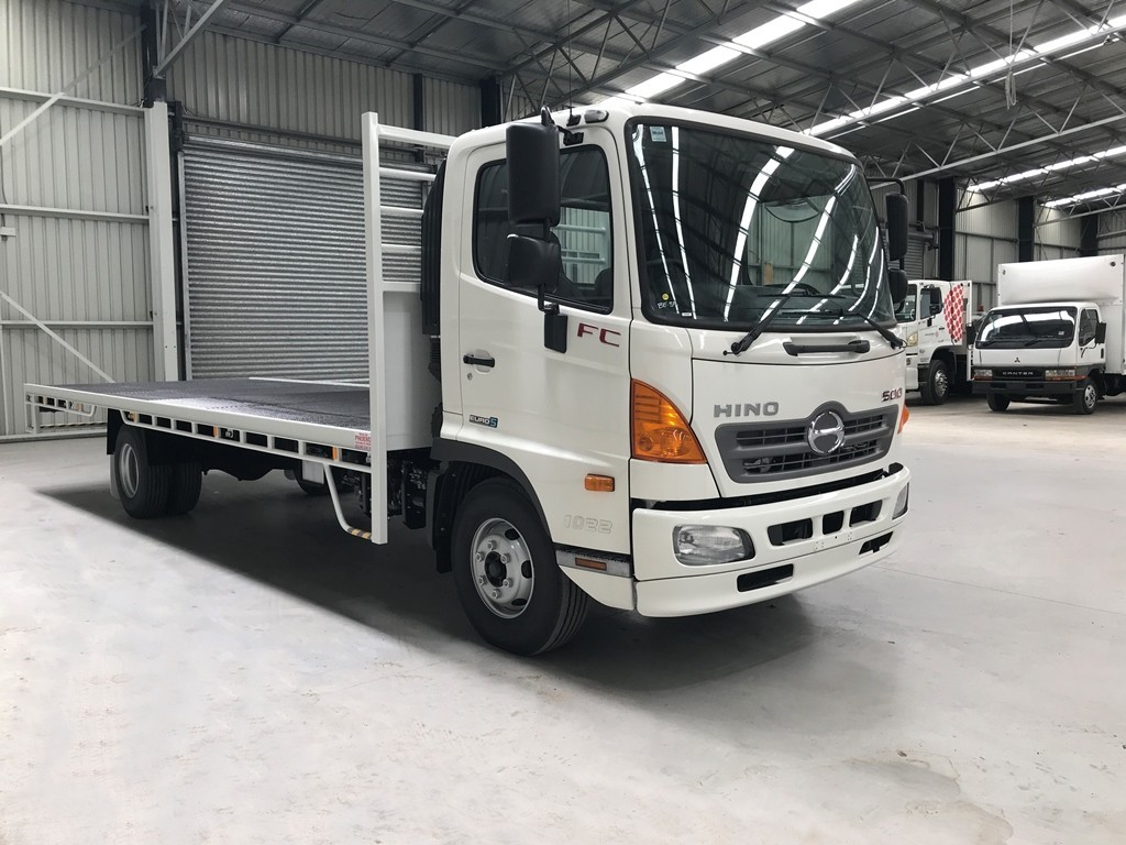 2018 HINO FC 1022-500 SERIES AUTOMATIC TRAY