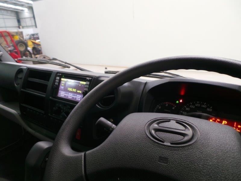 2019 HINO 921- 300 SERIES TRUCK AUTOMATIC TRAY