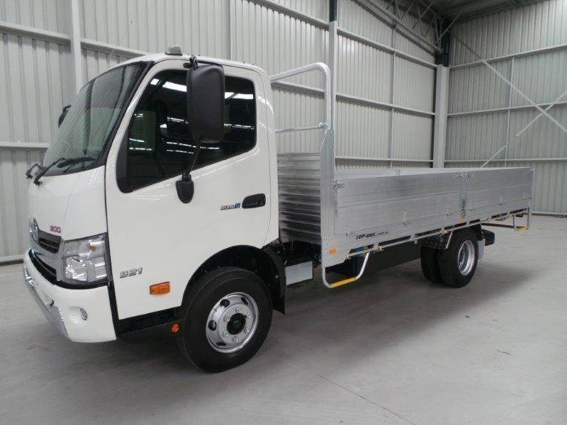 2019 HINO 921- 300 SERIES TRUCK AUTOMATIC TRAY