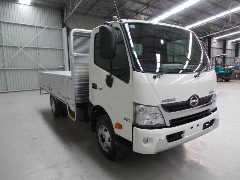 2019 HINO 921- 300 SERIES TRUCK AUTOMATIC TRAY